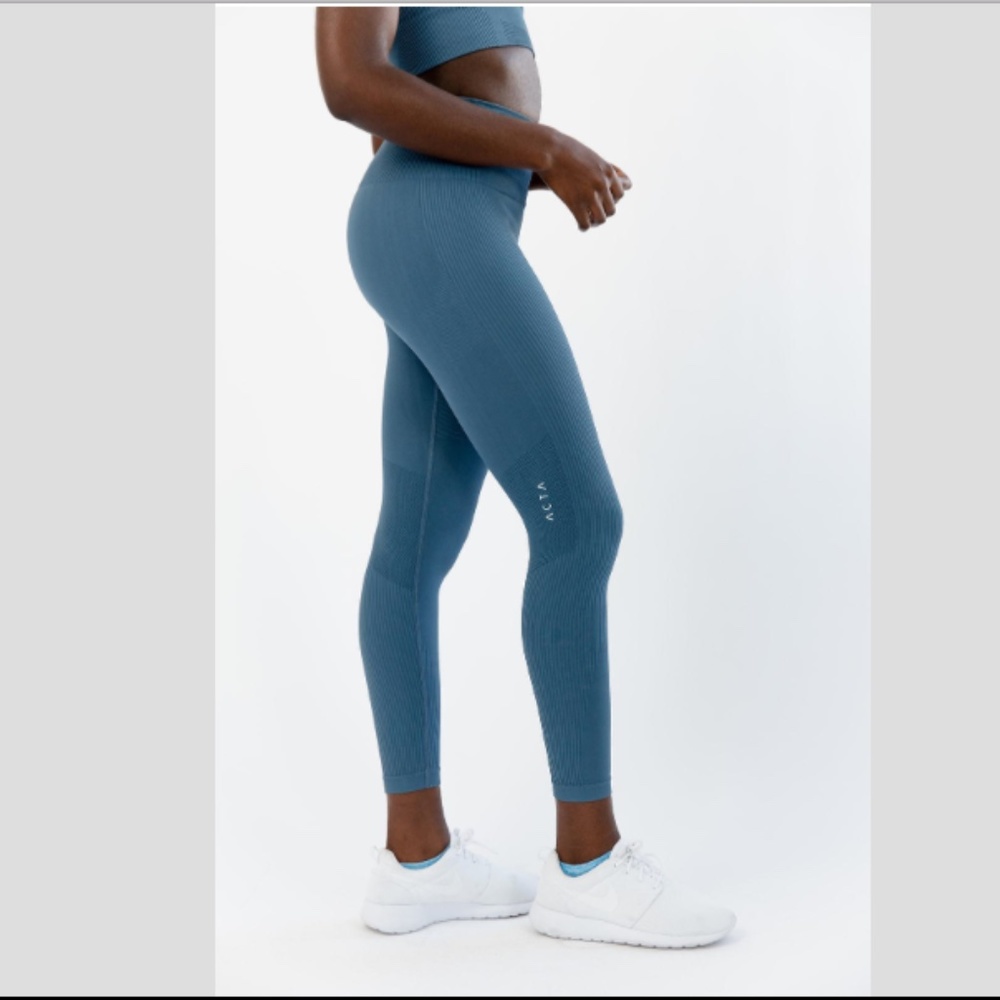 ACTA Seamless Ribbed Leggings